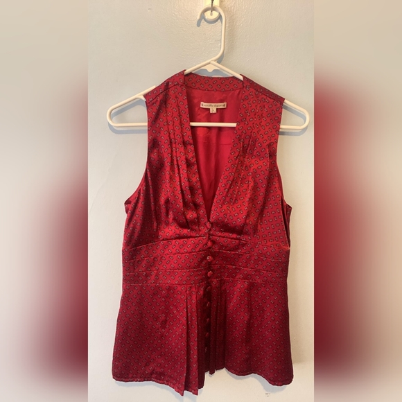 Tops - 🦃 Nanette Lepore silk blouse red